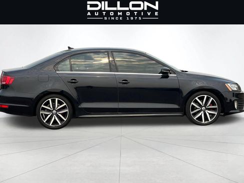 Used 2014 Volkswagen Jetta GLI Autobahn FWD image 3