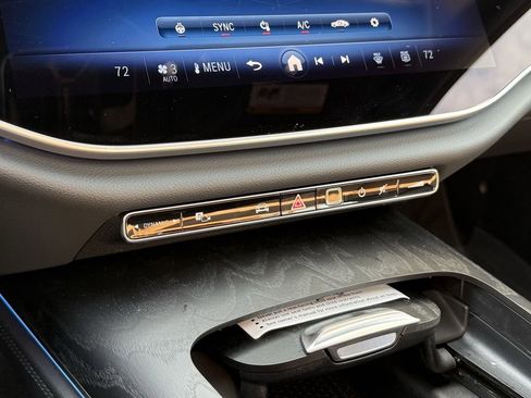 New 2026 Mercedes-Benz E 350 4MATIC Sedan image 22