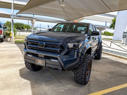 New 2026 Toyota Tacoma SR5