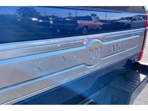 Used 2022 Ford F350 King Ranch w/ King Ranch Ultimate Package AWD/4WD image 9