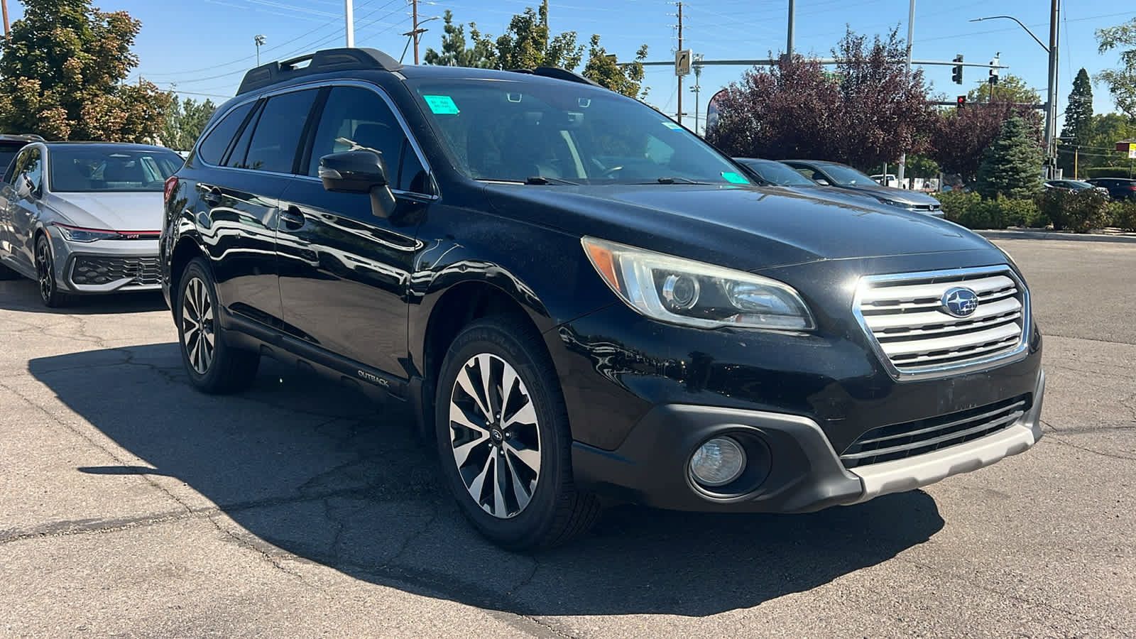Used 2017 Subaru Outback 2.5i Limited AWD/4WD image 3