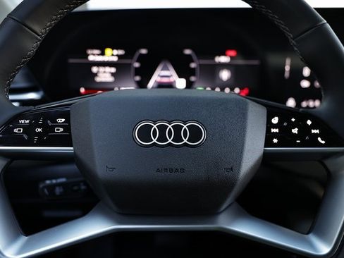 New 2025 Audi Q5 2.0T Premium Plus image 32