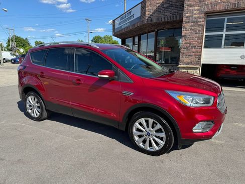 Used 2017 Ford Escape Titanium w/ Equipment Group 301A AWD/4WD image 16