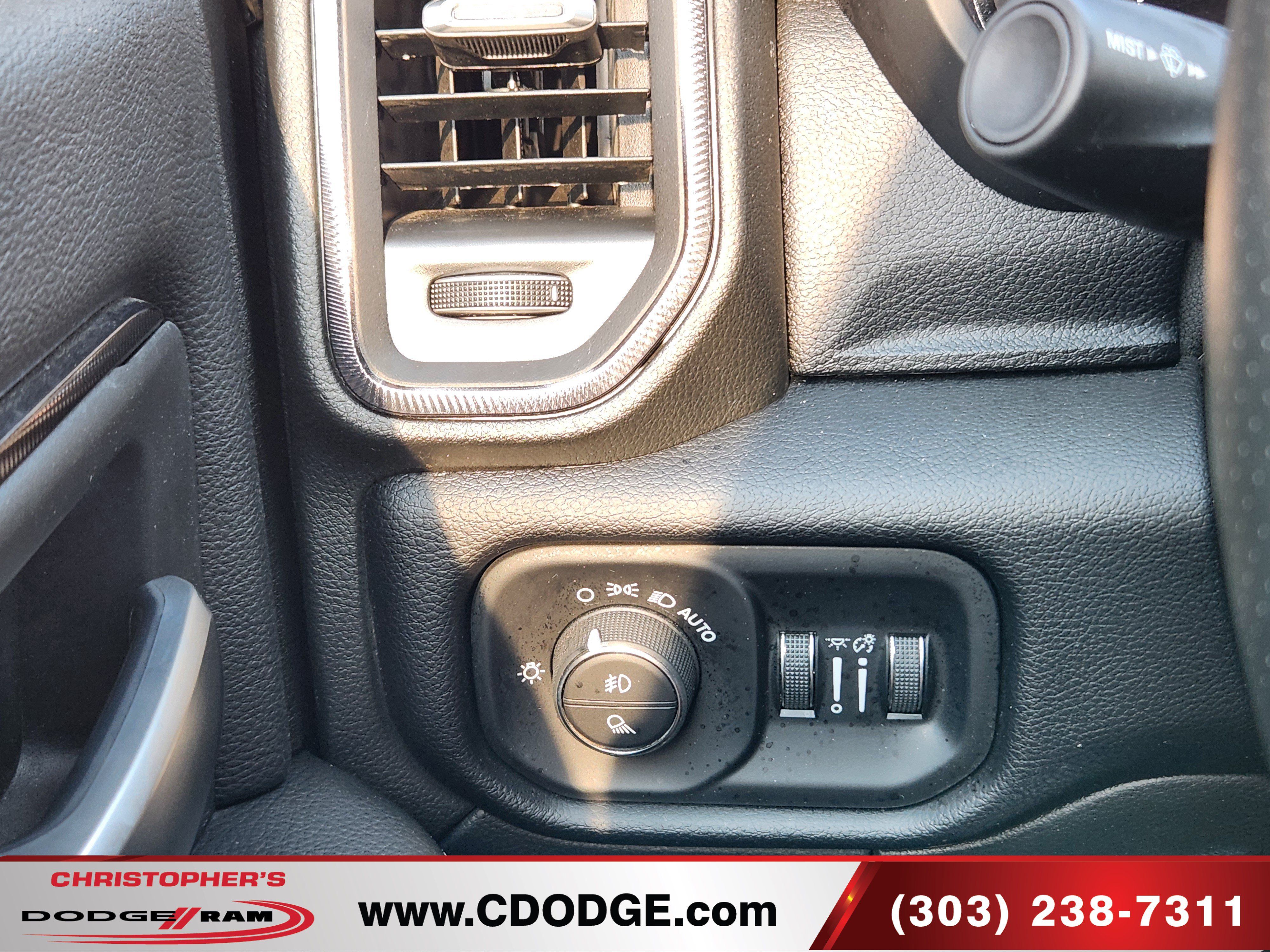 Used 2026 RAM 2500 Rebel AWD/4WD image 29