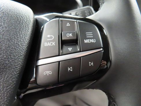 Used 2023 Ford Escape SE image 50