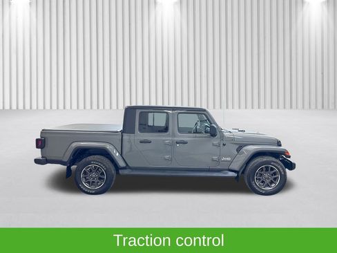 Certified 2021 Jeep Gladiator Overland w/ Cold Weather Group image 5