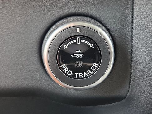 New 2025 Lincoln Navigator L Reserve image 21