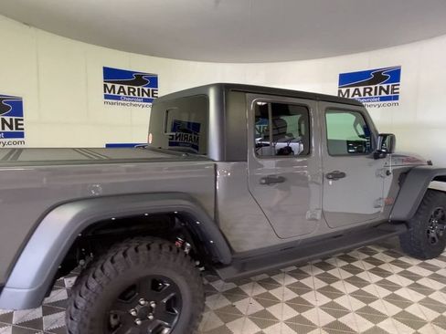 Used 2023 Jeep Gladiator Mojave w/ Cold Weather Group AWD/4WD image 2