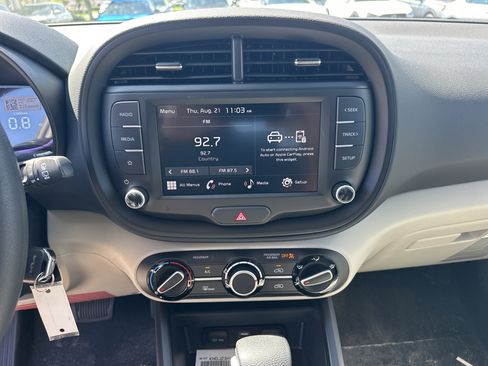 New 2025 Kia Soul LX w/ LX Technology Package image 17