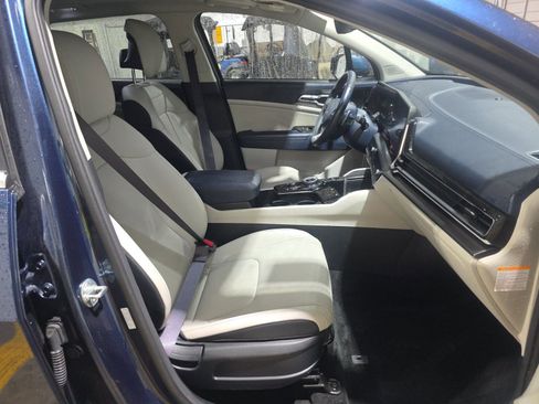 Used 2024 Kia Sportage EX w/ EX Premium Package AWD/4WD image 11