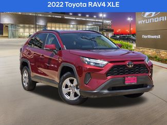 Used 2022 Toyota RAV4 XLE w/ Convenience Package FWD video 1