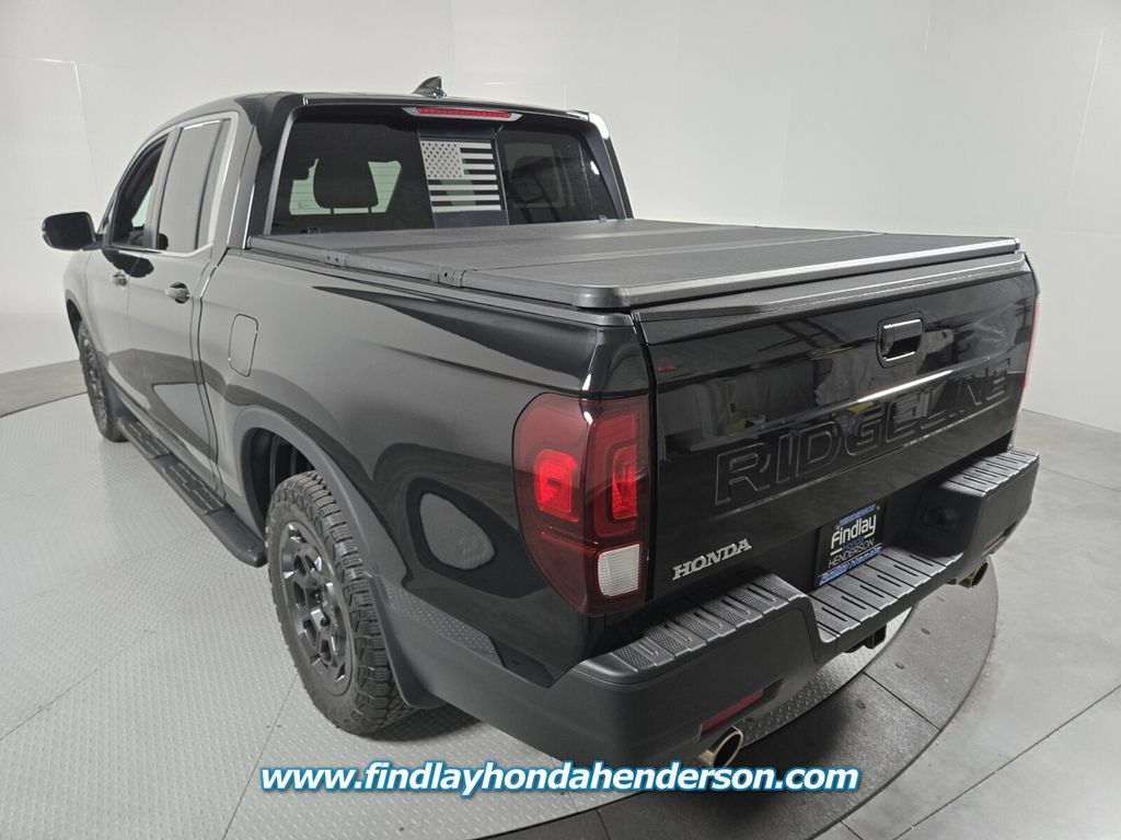 Certified 2025 Honda Ridgeline RTL+ image 4
