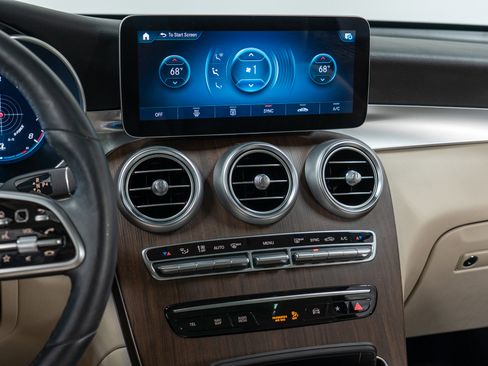 Certified 2021 Mercedes-Benz GLC 300 4MATIC image 19