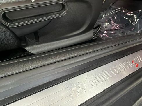 Used 2021 MINI Cooper S w/ Signature Upholstery Package FWD image 29