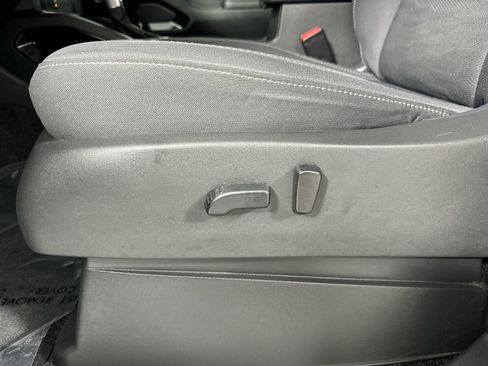 Certified 2023 Nissan Frontier SV w/ Midnight Edition Package image 24