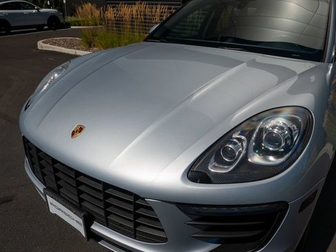 Used 2016 Porsche Macan S AWD/4WD image 19