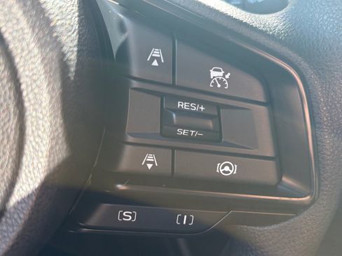 Certified 2024 Subaru Crosstrek 2.0i Premium AWD/4WD image 18