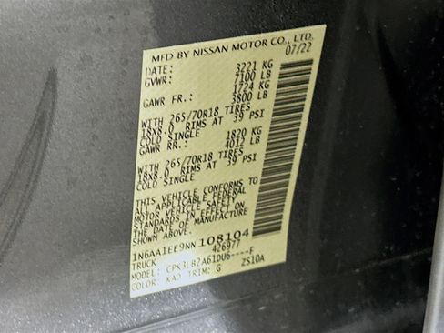 Used 2022 Nissan Titan SV w/ Accessory Utility Package RWD image 12