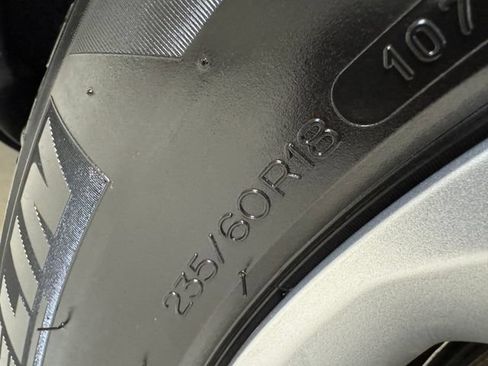 Used 2025 Land Rover Range Rover Evoque S AWD/4WD image 27