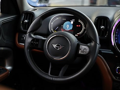 Used 2023 MINI Cooper Countryman SE w/ Signature Upholstery Package image 27