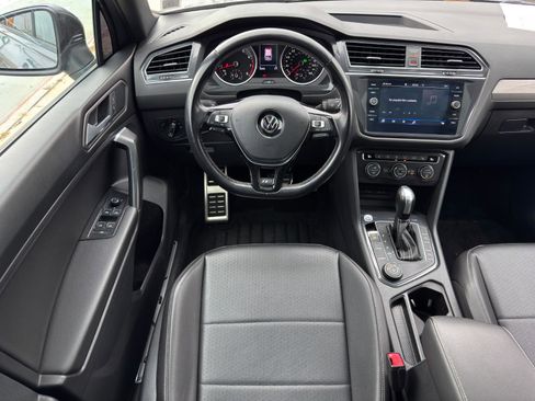 Used 2021 Volkswagen Tiguan SE R-Line image 25