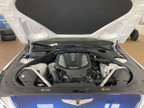 Used 2018 Genesis G90 3.3T Premium AWD/4WD image 25