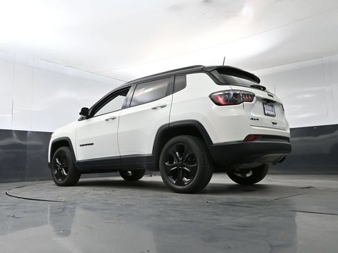 Used 2021 Jeep Compass Latitude AWD/4WD image 21