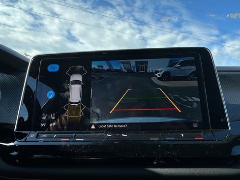 New 2026 Volkswagen Atlas Cross Sport SEL R-Line image 26