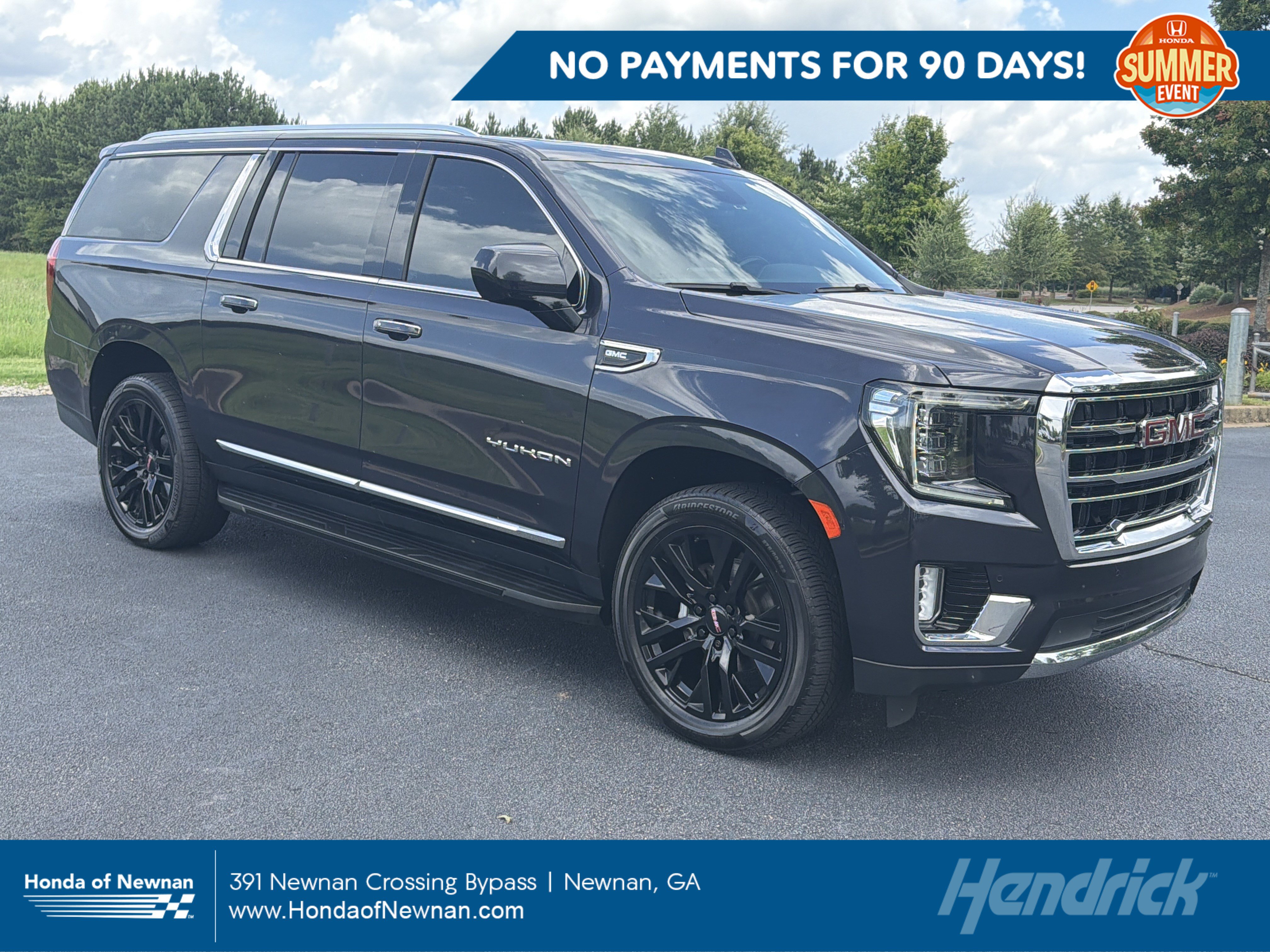 Used 2023 GMC Yukon XL SLT AWD/4WD image 1
