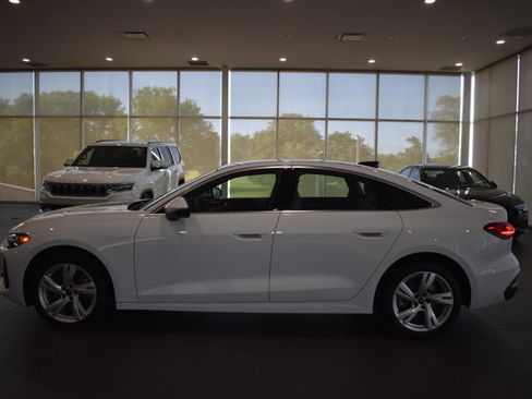 Used 2025 Audi A5 2.0T Prestige AWD/4WD image 4