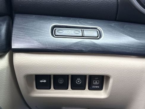 Used 2021 Nissan Maxima Platinum w/ Sport Mat Group FWD image 22