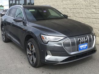 Used 2019 Audi e-tron Prestige image 1
