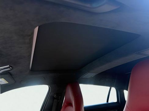 Used 2018 Porsche Panamera Turbo Executive image 13