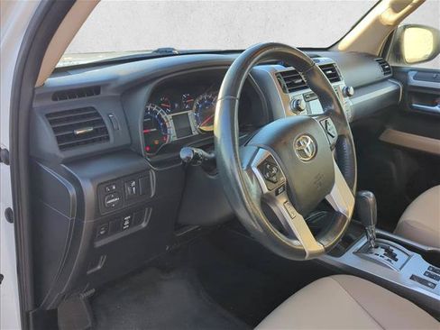 Used 2016 Toyota 4Runner SR5 Premium RWD image 14