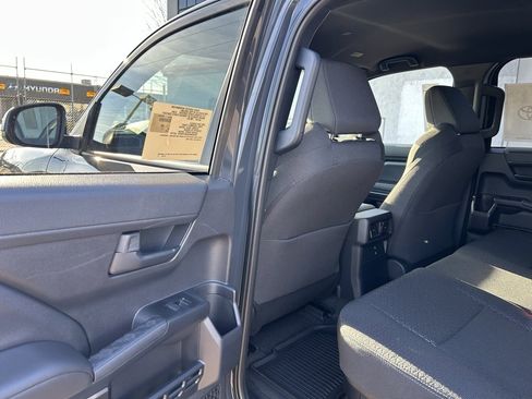 New 2026 Toyota 4Runner SR5 image 11