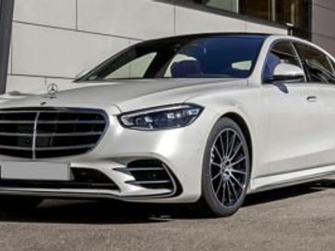 Used 2022 Mercedes-Benz S 500 4MATIC image 1