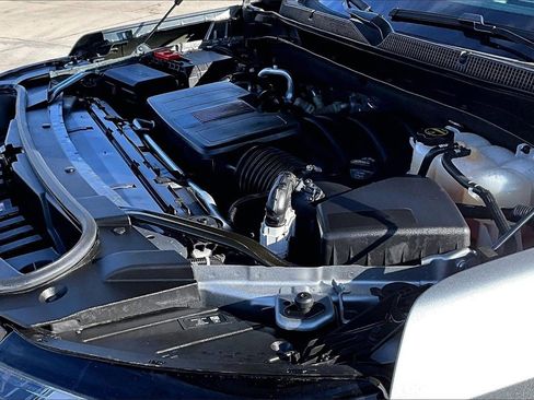 Used 2024 Chevrolet Suburban High Country image 35