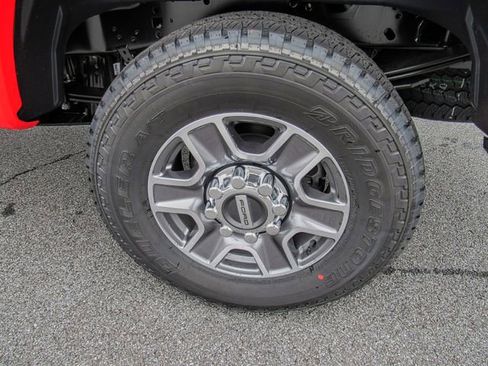 New 2025 Ford F250 Lariat w/ Lariat Ultimate Package image 4