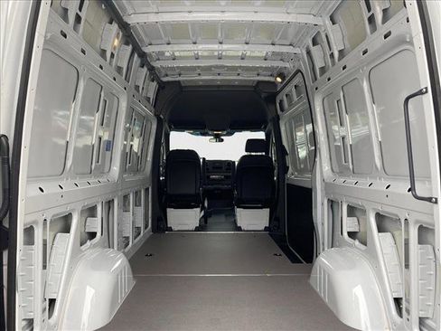 New 2025 Mercedes-Benz Sprinter 2500 image 18