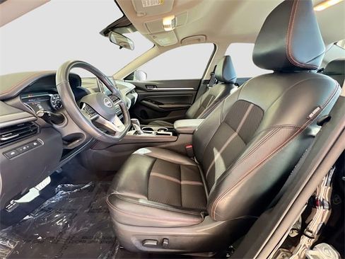 Used 2024 Nissan Altima 2.5 SR image 20