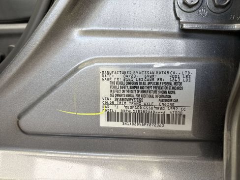 Used 2023 Nissan Sentra SR w/ SR Premium Package FWD image 37