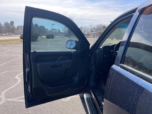 Used 2010 Chevrolet Silverado 1500 LT w/ Power Pack Plus image 22
