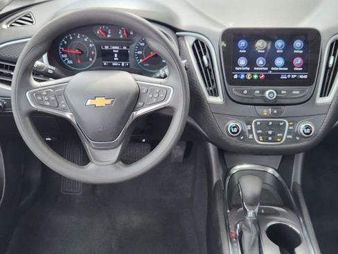 Used 2023 Chevrolet Malibu LT image 25