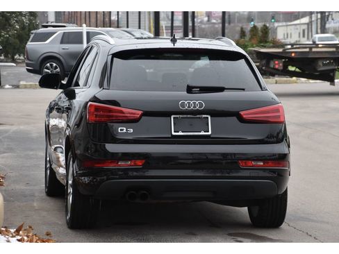 Used 2017 Audi Q3 2.0T Premium image 5