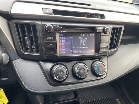 Used 2018 Toyota RAV4 LE w/ All Weather Liner Package image 19