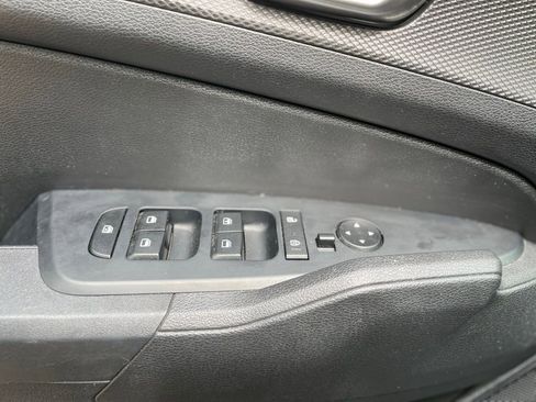 Used 2023 Kia Sportage LX AWD/4WD image 9