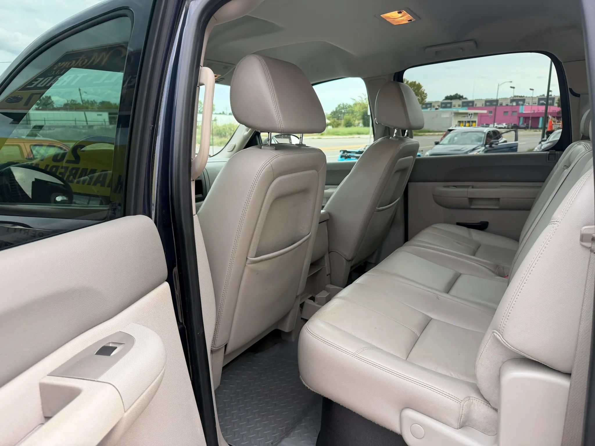 Used 2008 GMC Sierra 1500 SLE w/ Power Pack Plus AWD/4WD image 13