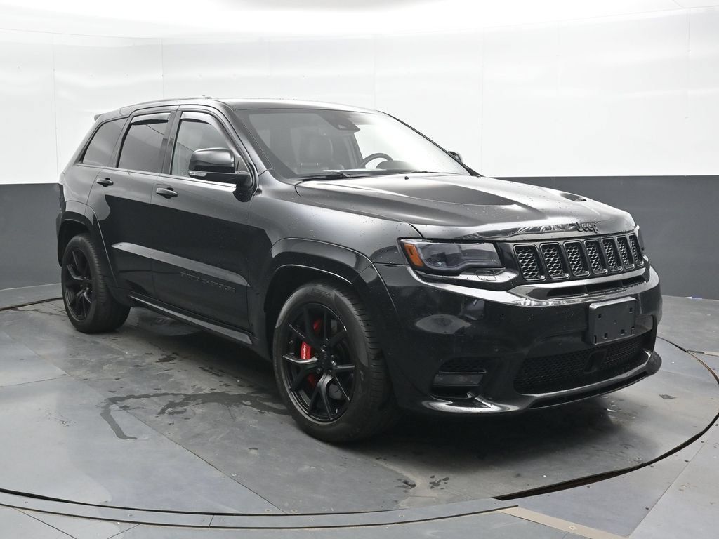 Used 2020 Jeep Grand Cherokee SRT w/ Trailer Tow Group IV AWD/4WD image 4
