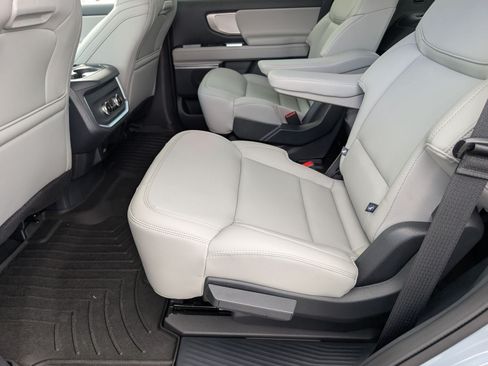 New 2026 Ford Expedition Active RWD image 27