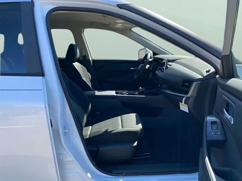 New 2026 Nissan Rogue SV image 27